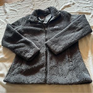 Patagonia zip up retro fleece jacket. Size XL.